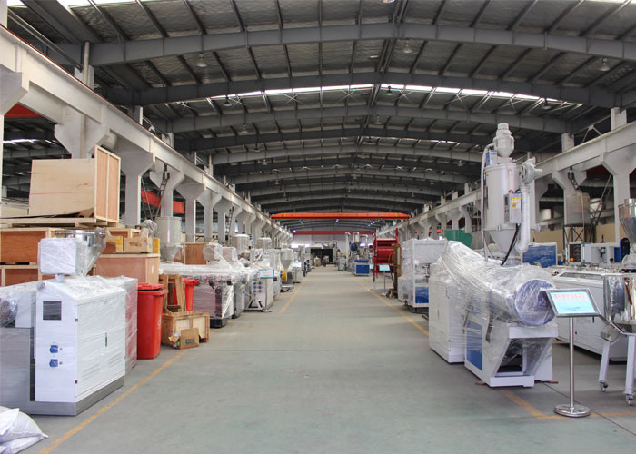 Zhangjiagang Friend Machinery Co., Ltd. خط إنتاج المصنع