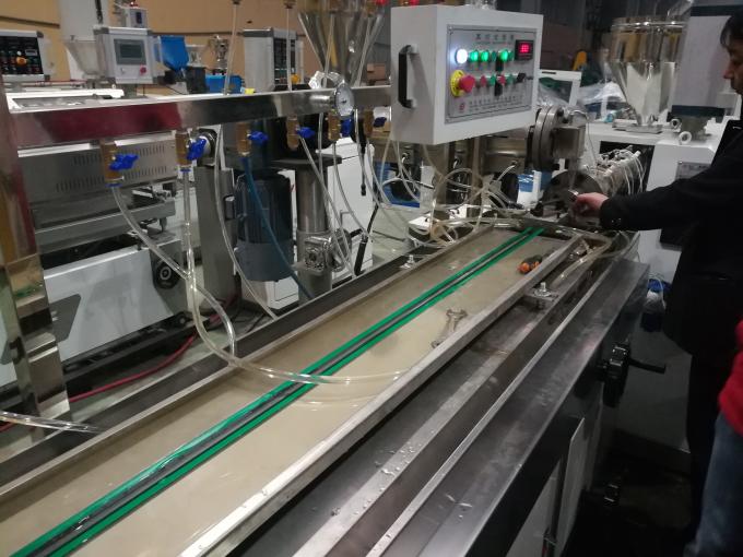 PVC & EPDM طوقا 35kw خط إنتاج البلاستيك الشخصي 1