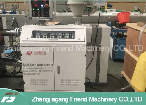 أحدث مدونات الشركة حول لماذا تكون آلة طحن البلاستيك ضرورية لإنتاج البلاستيك عالي الكفاءة؟