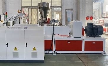 سعر جيد 1000kg / H PP فيلم خردة Hdpe آلة تكوير 3 مم قطرها الانترنت