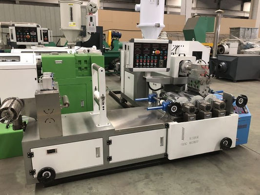 سعر جيد آلة بثق الصفيحة البلاستيكية الصغيرة من نوع المختبر 200 كجم / ساعة الانترنت