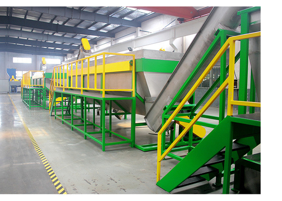 سعر جيد PE أنبوب بالتنقيط CE 500kg / H غسالة إعادة تدوير البلاستيك الانترنت