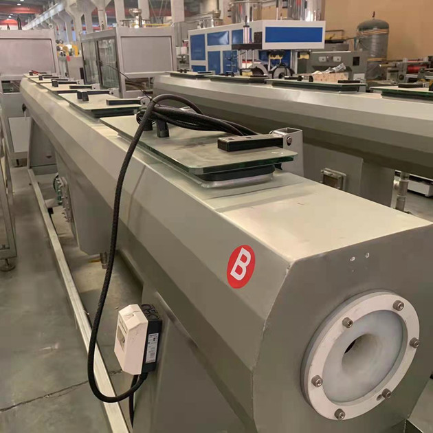 110mm LDPE آلة الأنابيب البلاستيكية صديقة للبيئة المستدامة 2