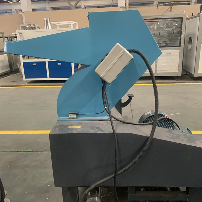 10mm سمك الجدار PVC آلة كسارة 1300kg / H ضجيج منخفض 4